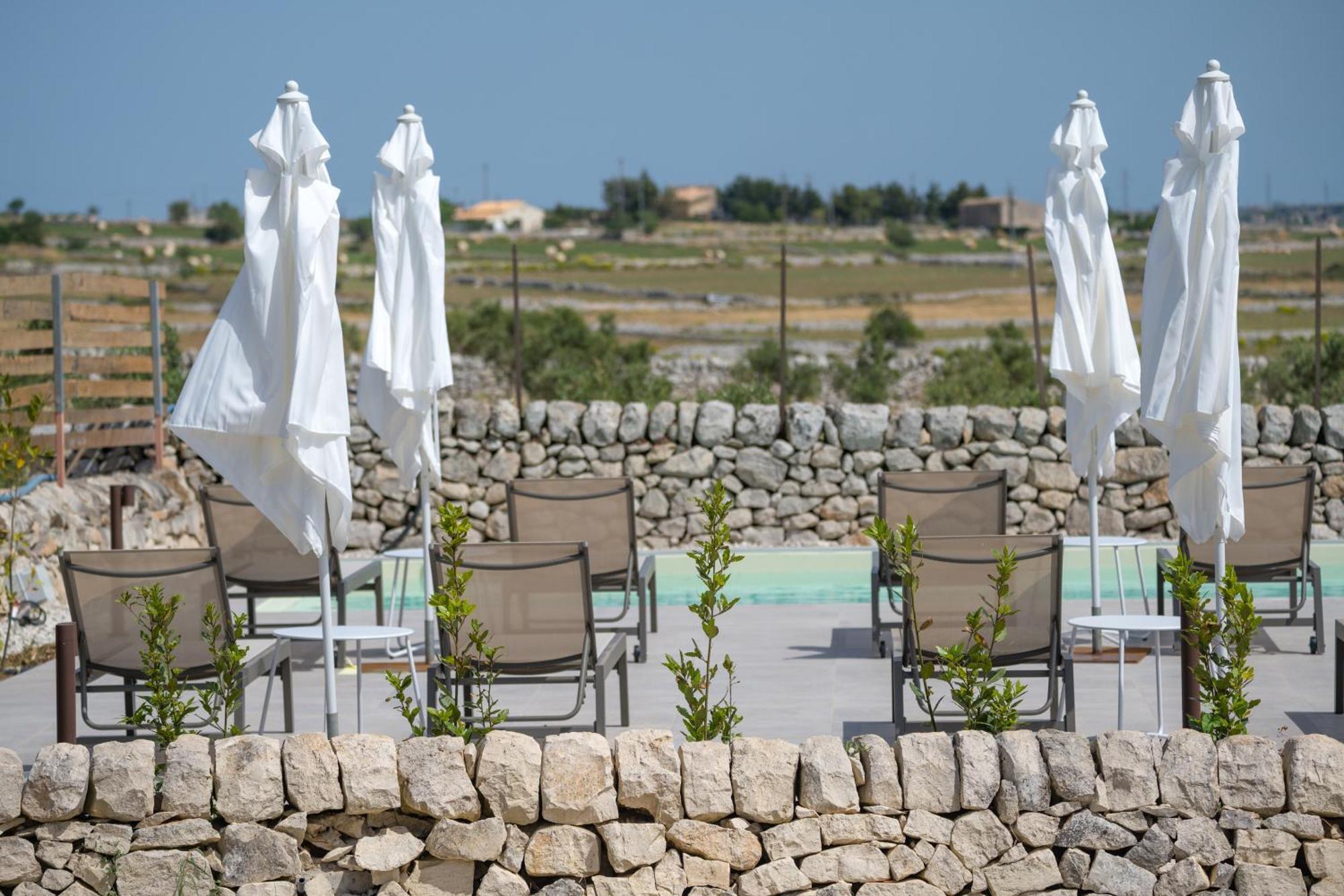 Gasthaus Borgo 65 - Country Relais Ragusa Exterior foto